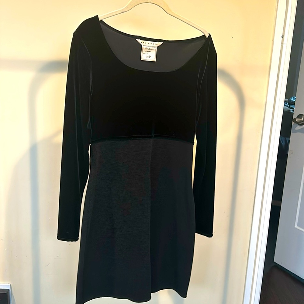 Max Studio - black velvet & scuba mini dress 
Medium